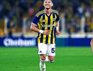 Tüm Planlar Altüst! Fenerbahçe’de Derbi Öncesi Yüzleri Karanlığa Çeviren Şok Gelişme!