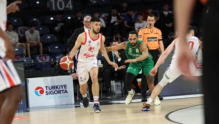 YÜREKLER AĞZA GELDİ! Bursaspor Basketbol, Bahçeşehir Koleji’ne Son Saniye Üçlüğüyle Mağlup Oldu: 75-77