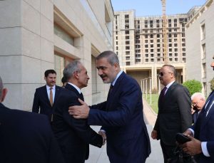 IRAK’TA KRİTİK TEMAS! Dışişleri Bakanı Hakan Fidan, Irak Türkmen Cephesi Başkanı Mehmet Seman Ağaoğlu ile Görüştü