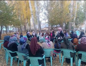 Muhteber Kayhan’dan Yüksekova Kadınlarına Gönül Köprüsü: “Sosyal Yaşamda Güçlü Olmaları İçin Çalışıyoruz”