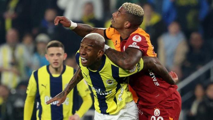 Dev Derbide Nefesler Tutuldu: Fenerbahçe – Galatasaray Maçı Hangi Kanalda, Saat Kaçta?